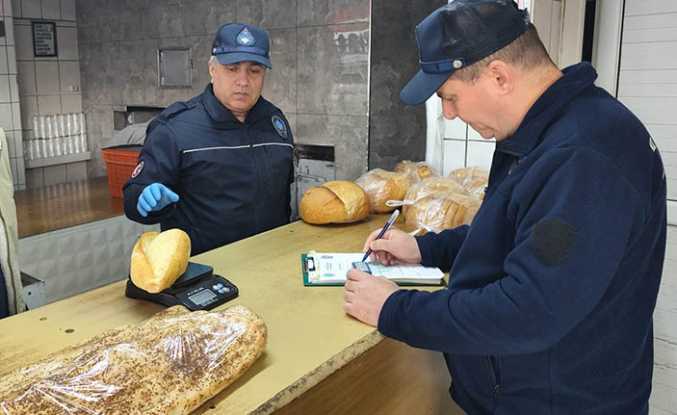 Zabıta Ekiplerinden Fırın Ve Marketlere Sıkı Denetim
