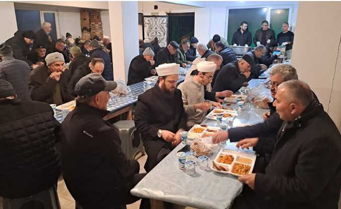 Hendek Dikmen’de 500 Kişilik İftar