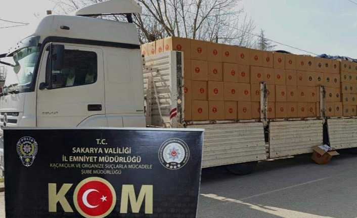 Hendek'te 10 Milyon Adet Makaron Yakalandı