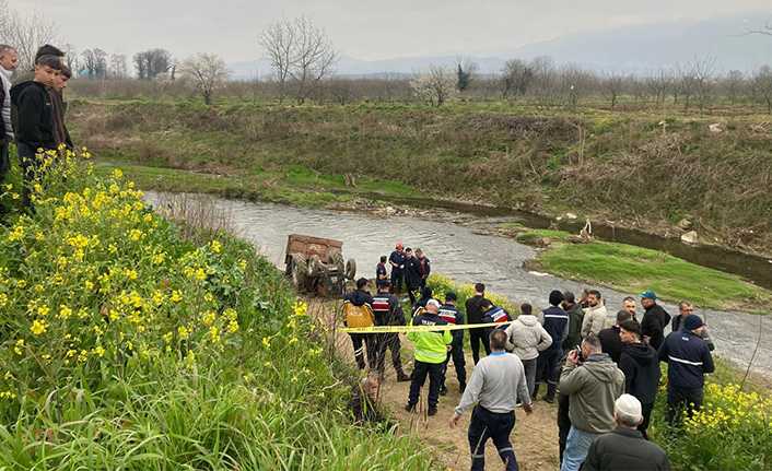 Hendek’te Traktör Kazası 1 Ölü