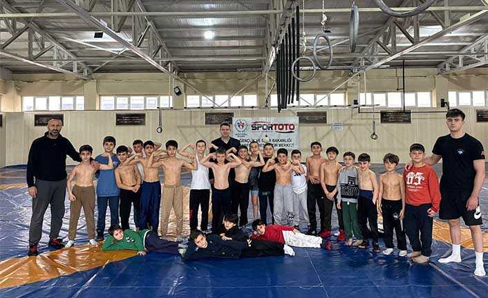 Kaymakam Gökpınar’dan Olimpik Spor Kulübüne Ziyaret