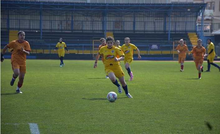 Serdivan 1907 Spor:5 Düzce 1905 Spor:2
