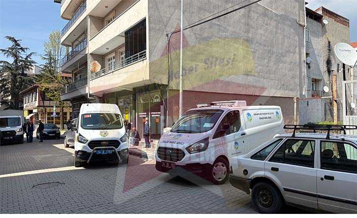 Evinde Ölü Bulundu