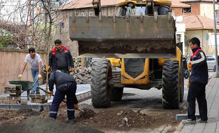 Hendek’te Saha Çalışmaları Hız Kesmeden Devam Ediyor