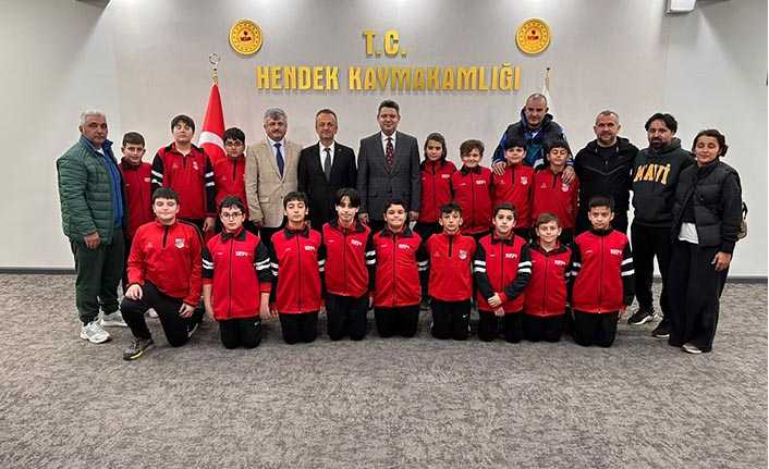 Şehit Mahmutbey Hentbol Takımından Gökpınar’a Ziyaret